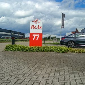 Reclamezuil, bewegwijzering, Twente, Vriezenveen, ReAs, as paint,