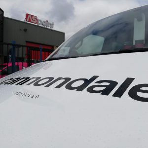 Belettering, Carwrap, Cannondale, Bus, Aanhanger, Oldenzaal, Vriezenveen, Twente, Sign, Reclame