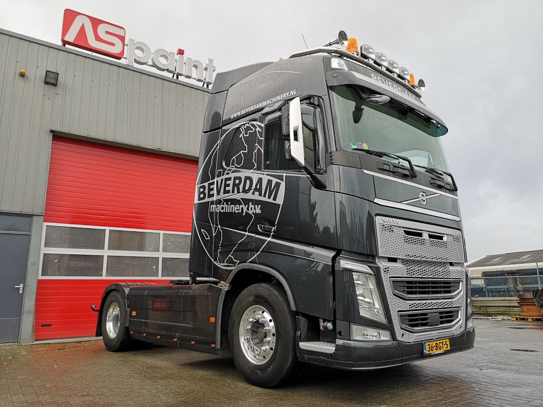 Beverdam. AS, AS Paint, Paint, Vriezenveen, Beletteren, Belettering, Volvo, Volvo FH, machinery, Beverdam Machinery