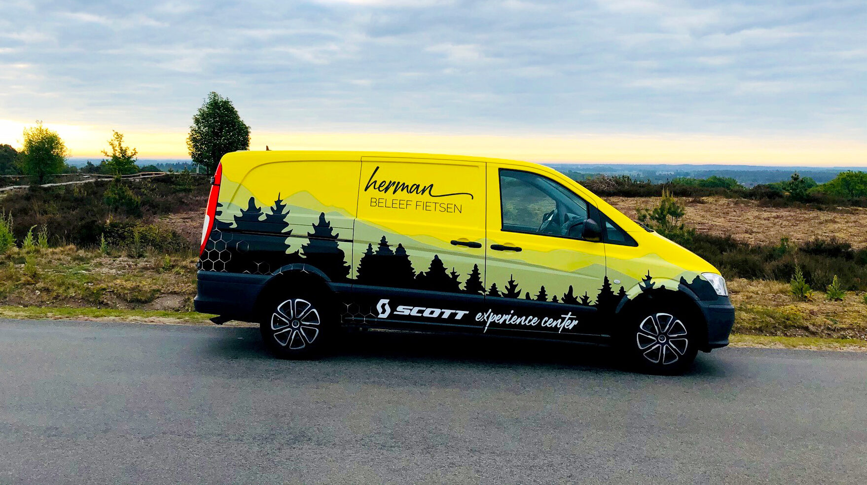 carwrap, bestelbus, bedrijfsbus, twente, nijverdal, salland